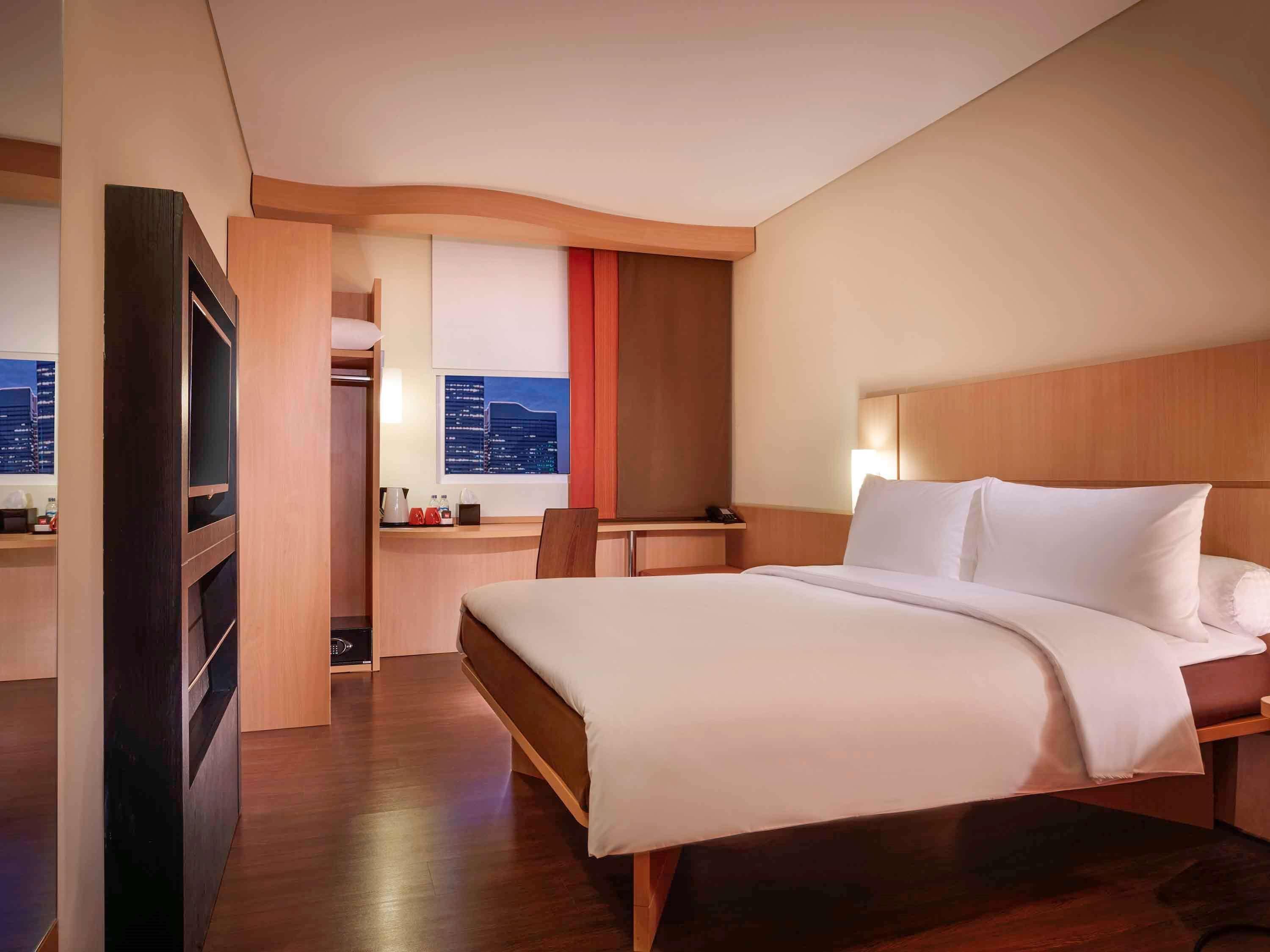 ไอบิส สุราบายา ซิตี้ เซ็นเตอร์ โฮเต็ล Hotel ภายนอก รูปภาพ